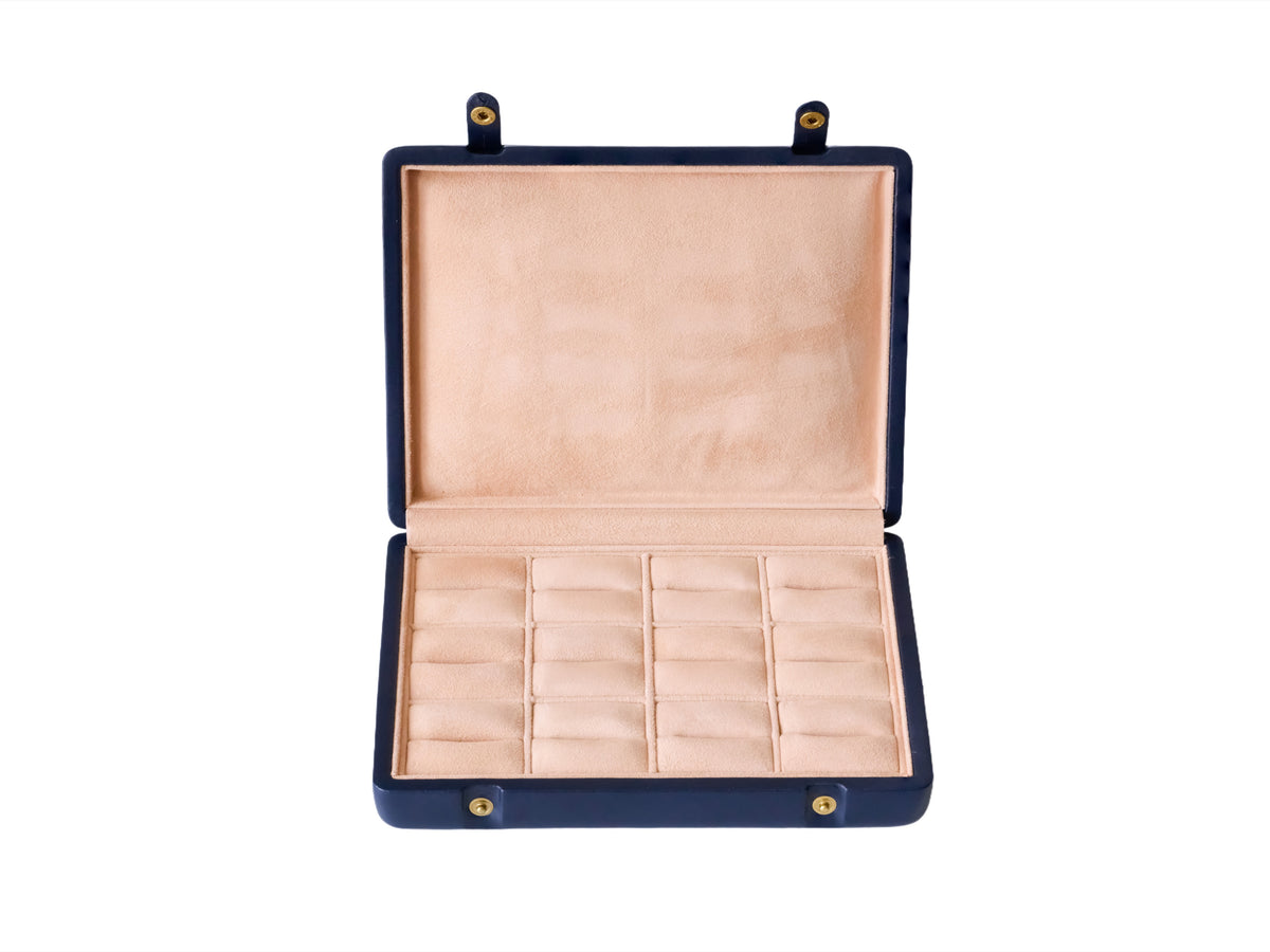 Jewelry Storing Case · Medium · Ring