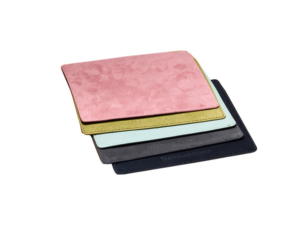 Small double-sided Lamb Suede jewelry display mat